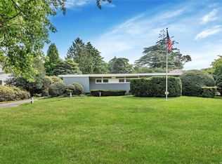 123 Handsome Ave, Sayville, NY 11782