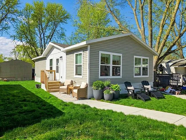 205 Janjo Dr #208