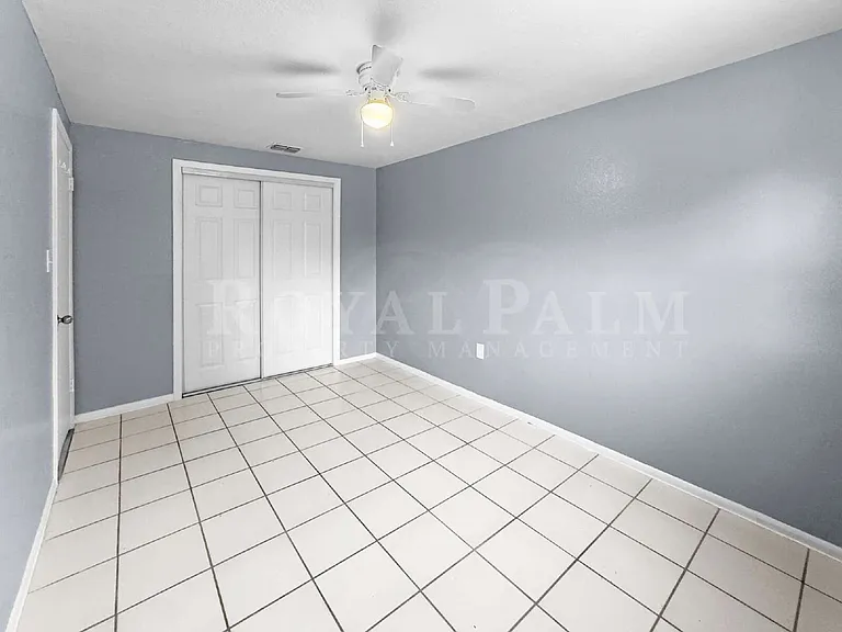6617 Warwick Cir — Photo 18