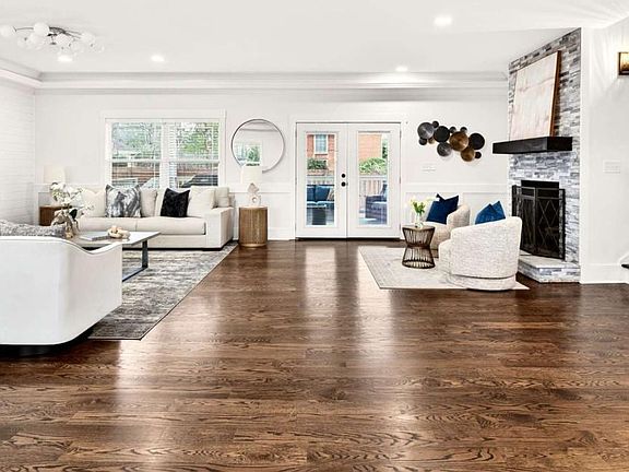 3rd image of 3171 Sewell Mill Rd