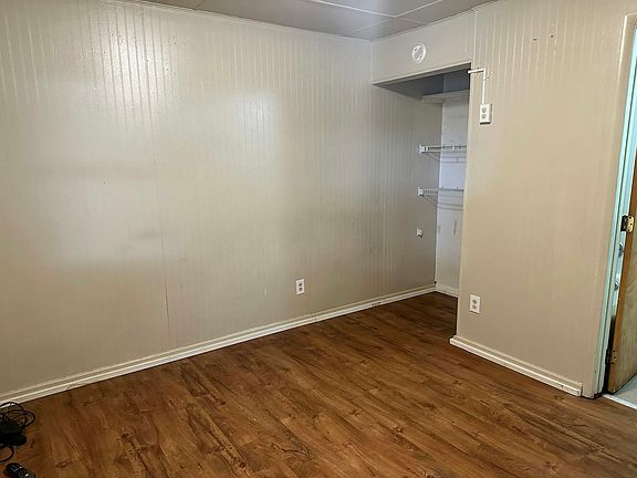 4th image of 525 E Omaha St #12