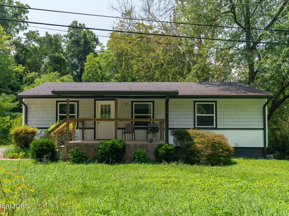 2400 Aberdeen Ln, Knoxville, TN 37920
