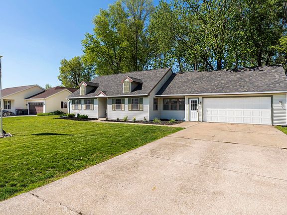 2nd image of 202 Heritage Dr