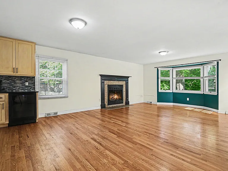 6951 Copperglow Ct — Photo 2