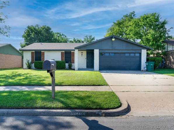11807 E 80th St N, Owasso, OK 74055