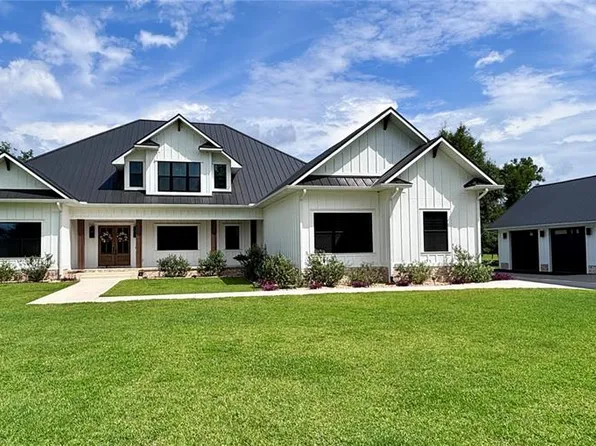 4025 NW 159th Dr, Newberry, FL 32669