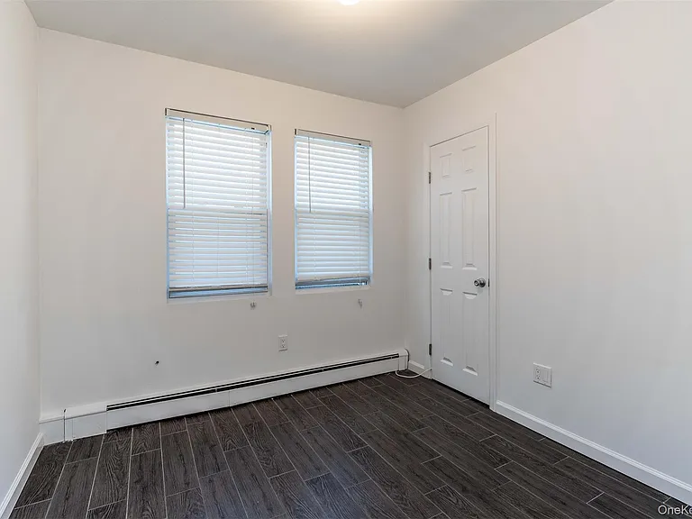 35 Tennesse Ave — Photo 15