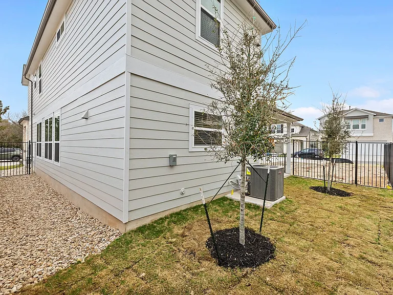 1156 Autumn Heather Dr — Photo 33