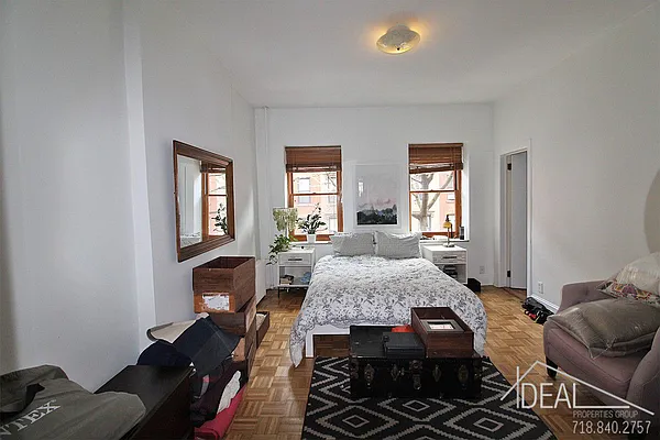 Rented by Ideal Properties Group | media 4