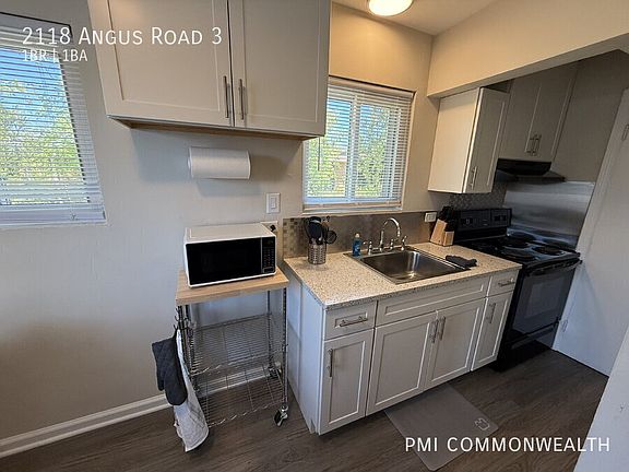5th image of 2118 Angus Rd Unit 3