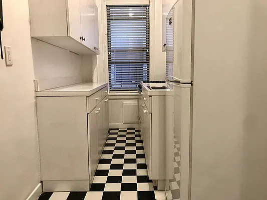 Rented by Modlin Group | media 5