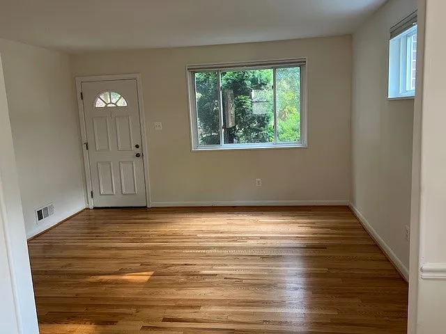 11208 Ashley Dr — Photo 8