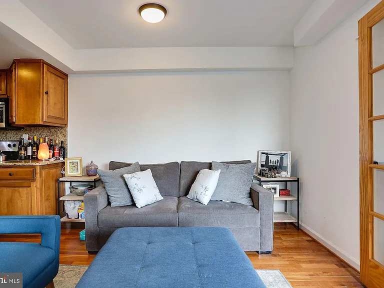 3 Washington Cir NW #803 — Photo 16