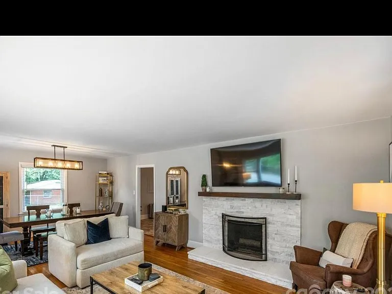 4326 Castleton Rd — Photo 23