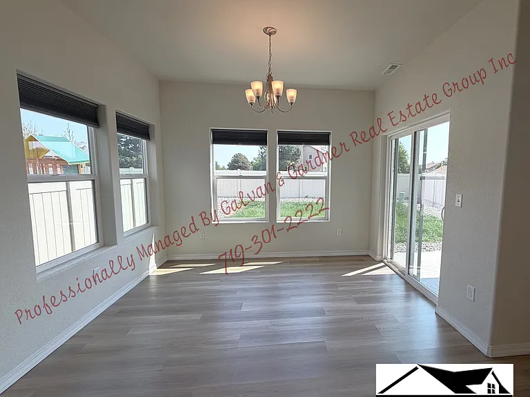 4352 Samaritan Loop — Photo 10