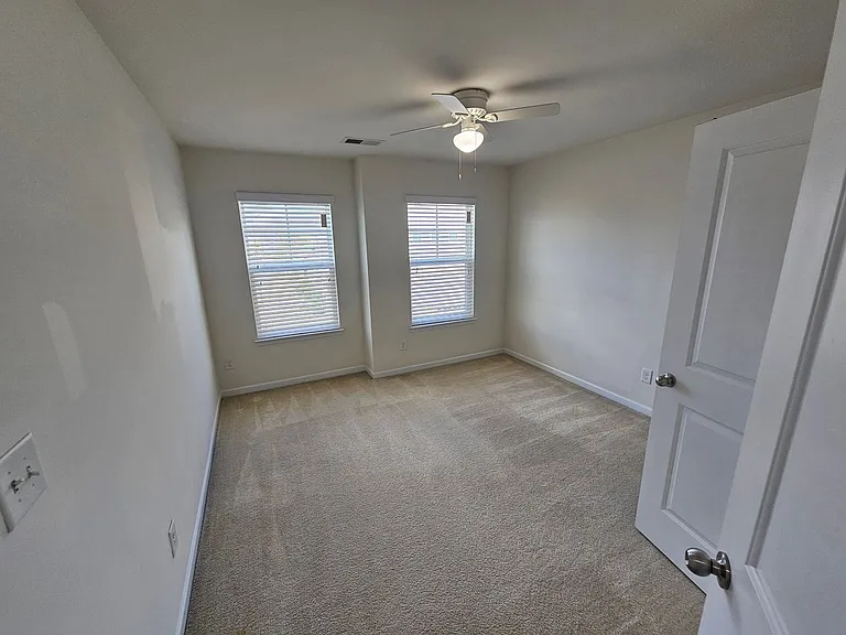 12540 Savannah Cottage Dr — Photo 27