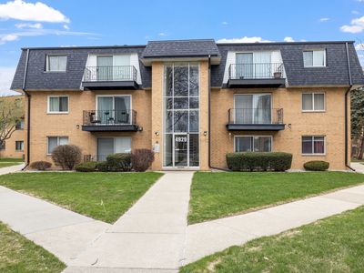 4929 W 109th St APT 302, Oak Lawn, IL, 60453