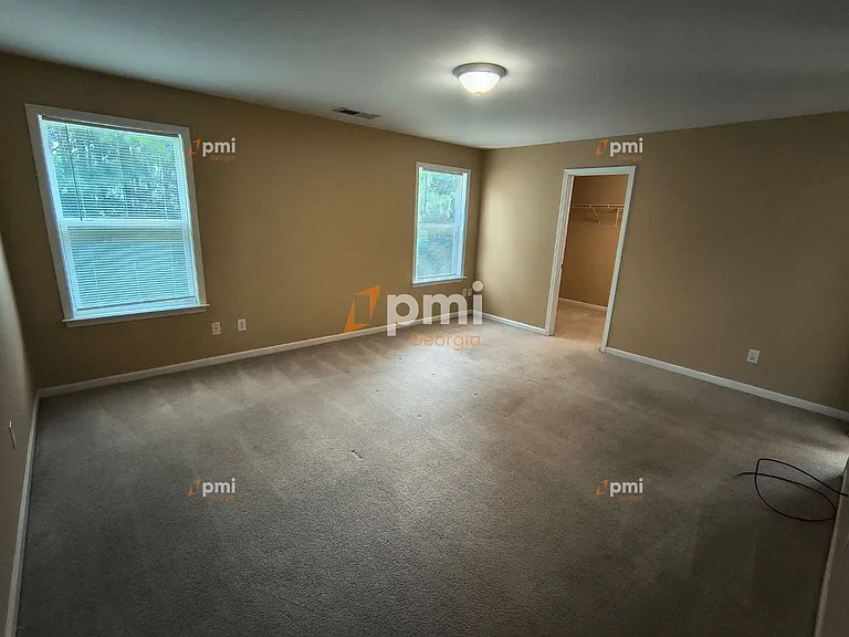 350 Fairmont Way #3 — Photo 7