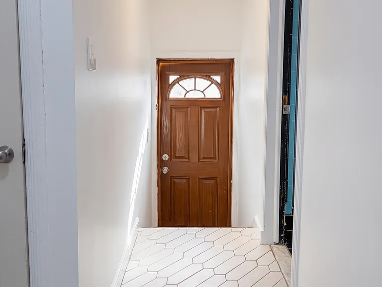 14511 Newport Ave — Photo 15
