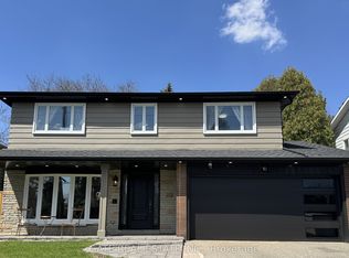 10 Thorny Brae Dr, Markham, ON L3T3G4