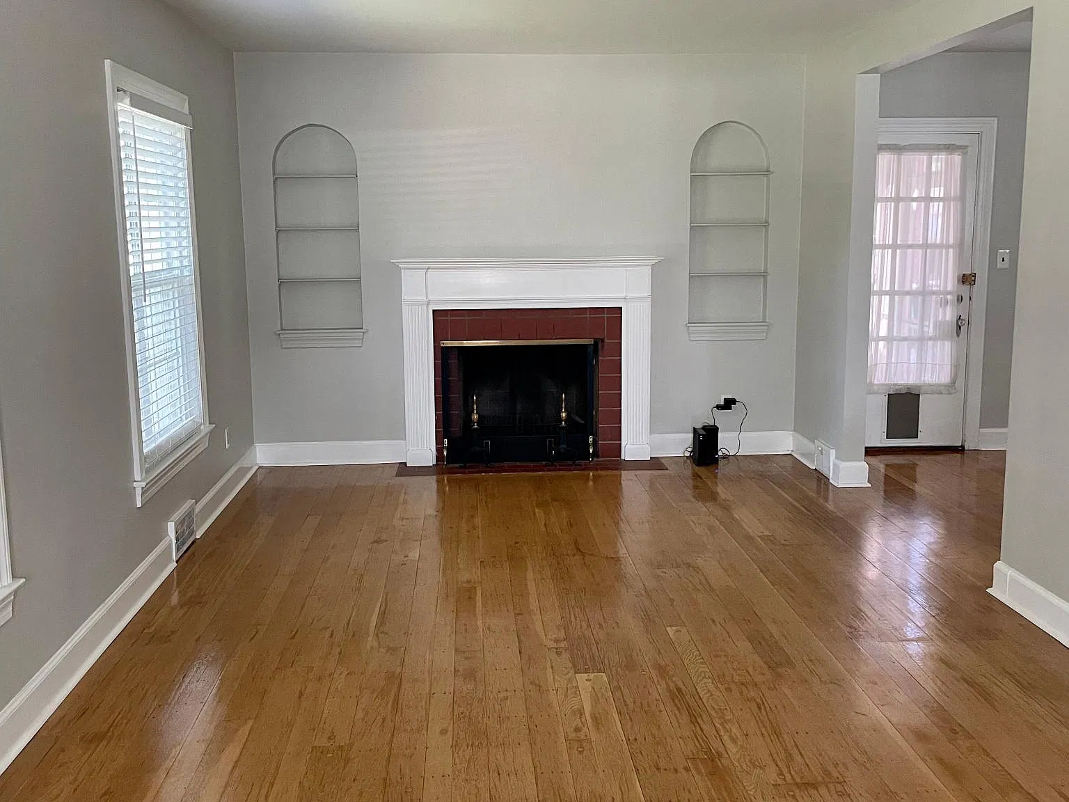 203 Sage Rd — Photo 3