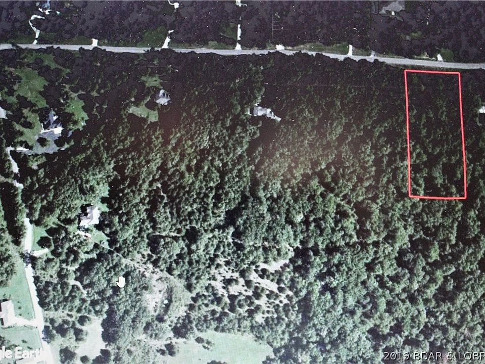 2nd image of Twisted Oaks Dr