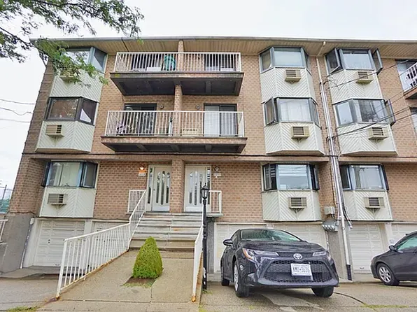 1075 E 72nd St #44, Brooklyn, NY 11234