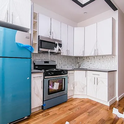 Rented by Nooklyn NYC LLC | media 34