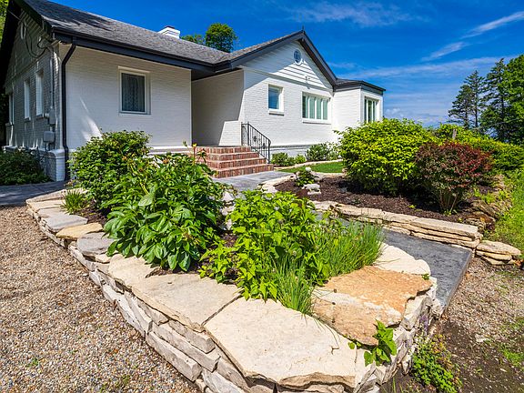 5th image of 19300 Highland Dr