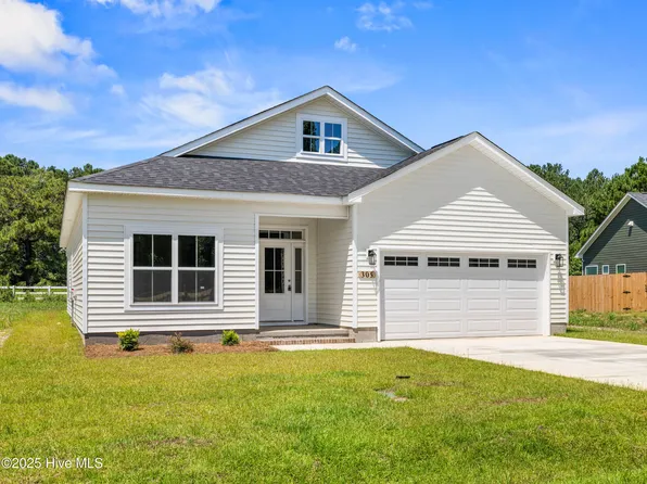 305 Belgian Court, Richlands, NC 28574