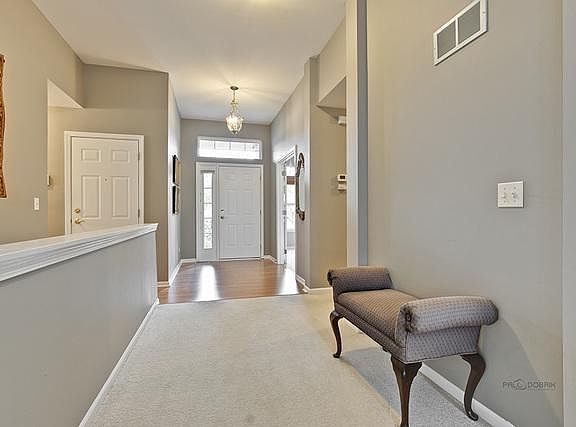 5th image of 551 Bunker Hill Ct
