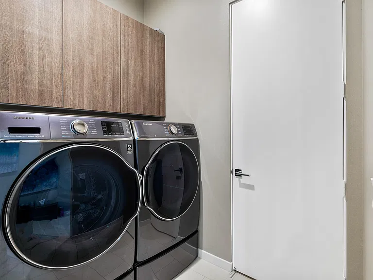 660 Equinox Way — Photo 33