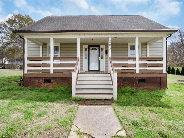 203 Jackson St, Fort Mill, SC 29715