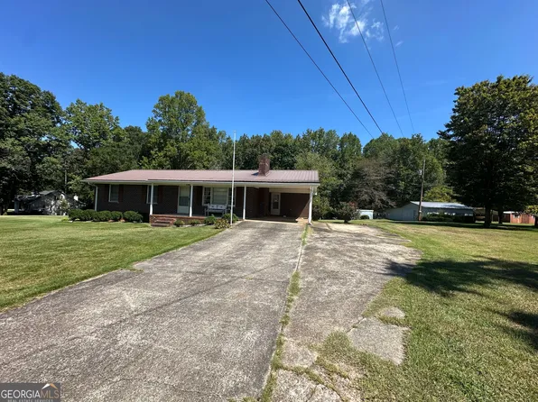 57 Defoor Rd, Toccoa, GA 30577