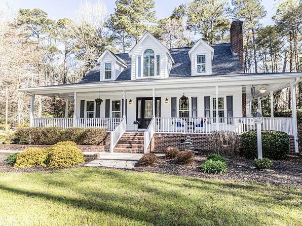401 Longwood Dr