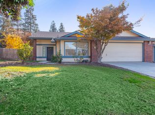 5721 W Paradise Ave, Visalia, CA 93277