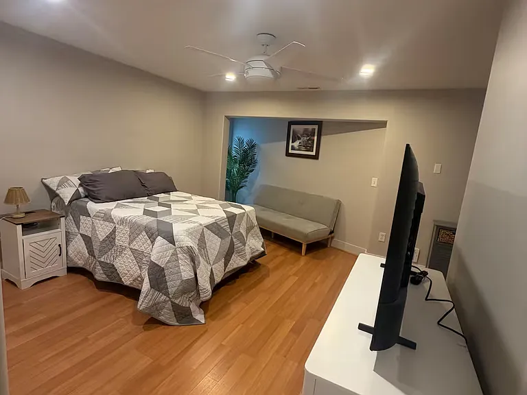 16226 Larch Way #2 — Photo 19
