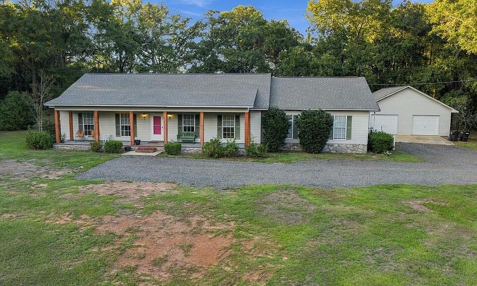 1st image of 907 Early Walden Rd