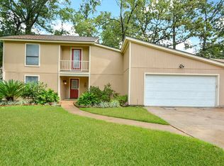 141 Pine Valley St, Huntsville, TX 77320