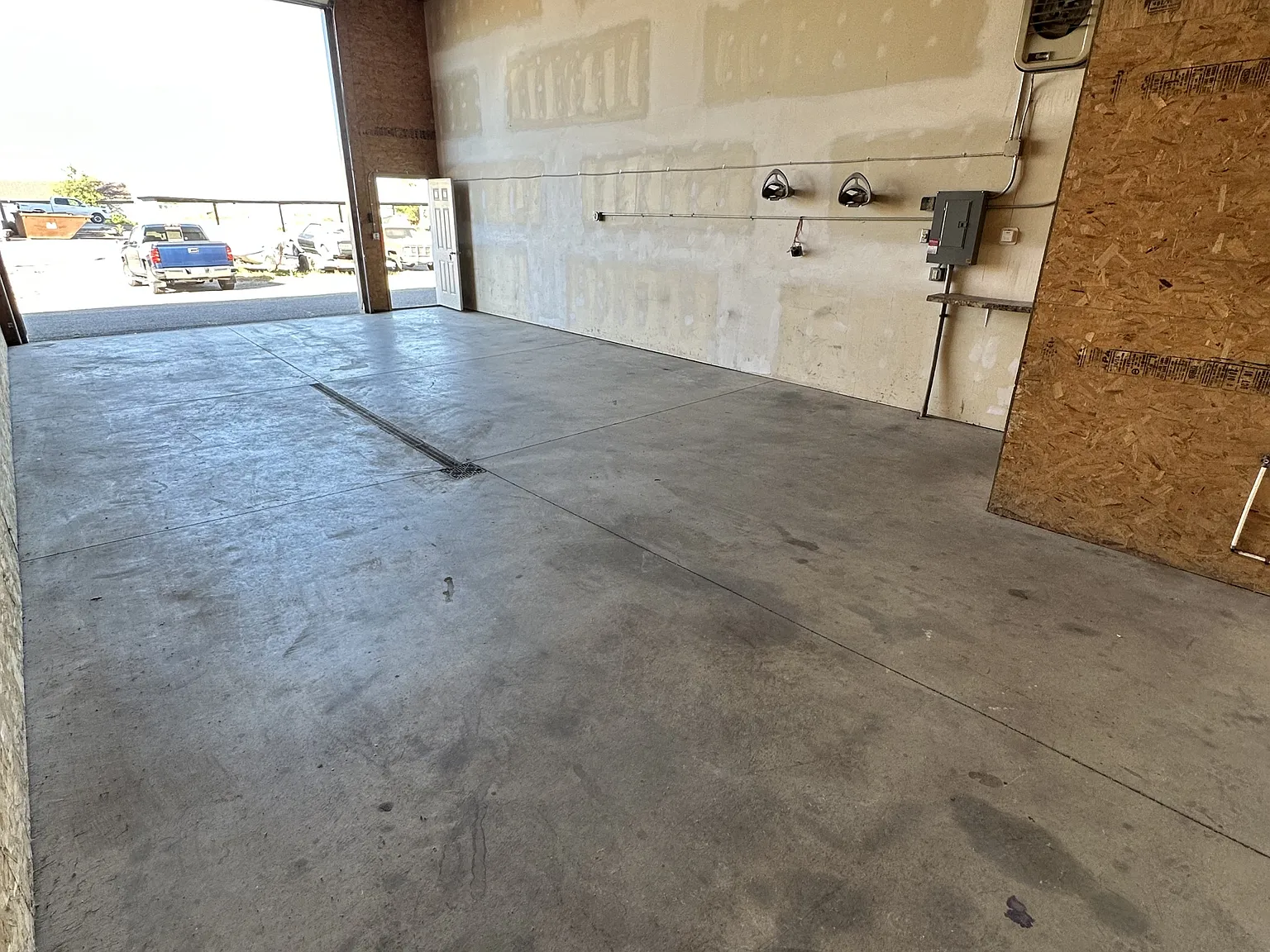 1624 6th Ave SW - Ext Stay & Bays - #12 Bay — Photo 2