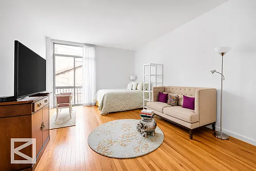 184 Thompson St #3B Photo 1