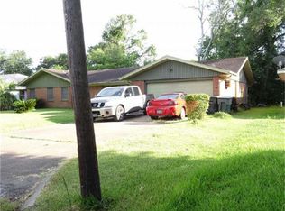 247 Live Oak Ln, Port Arthur, TX 77642