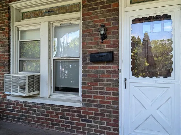 312 Washburn Ave, Baltimore, MD 21225