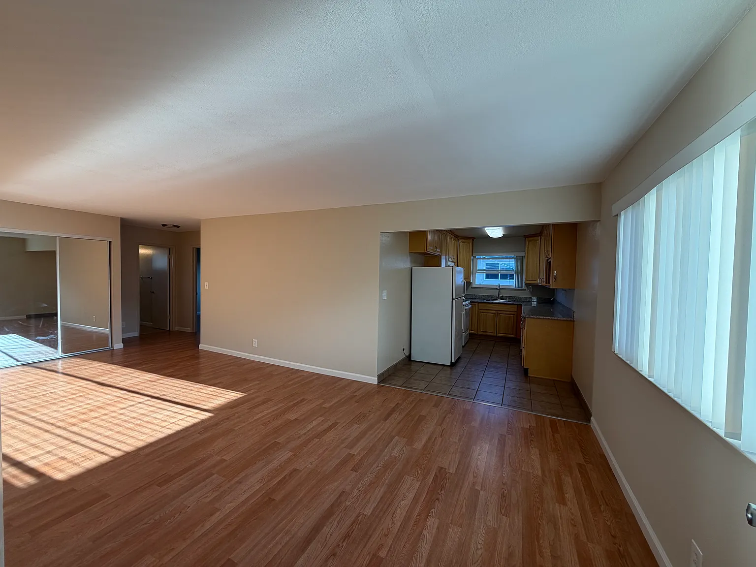 646 Arbutus Ave — Photo 2