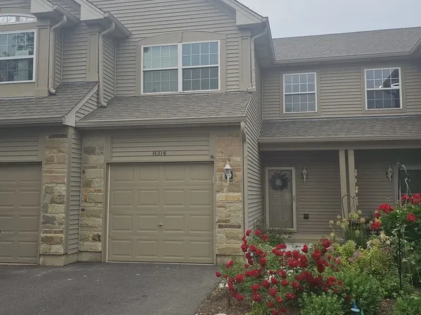 8314 Sierra Woods Ln, Carpentersville, IL 60110