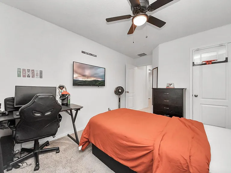 1509 Portola Dr — Photo 6