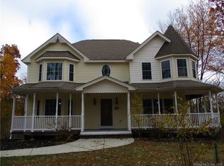 3 Saint James Pl, Putnam, CT 06260