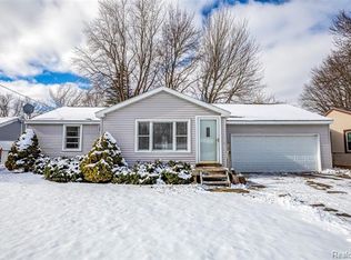 1456 Transue Ave, Burton, MI 48509