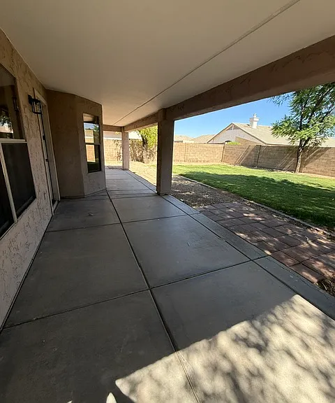 Huge covered patio to enjoy cool outdoor living