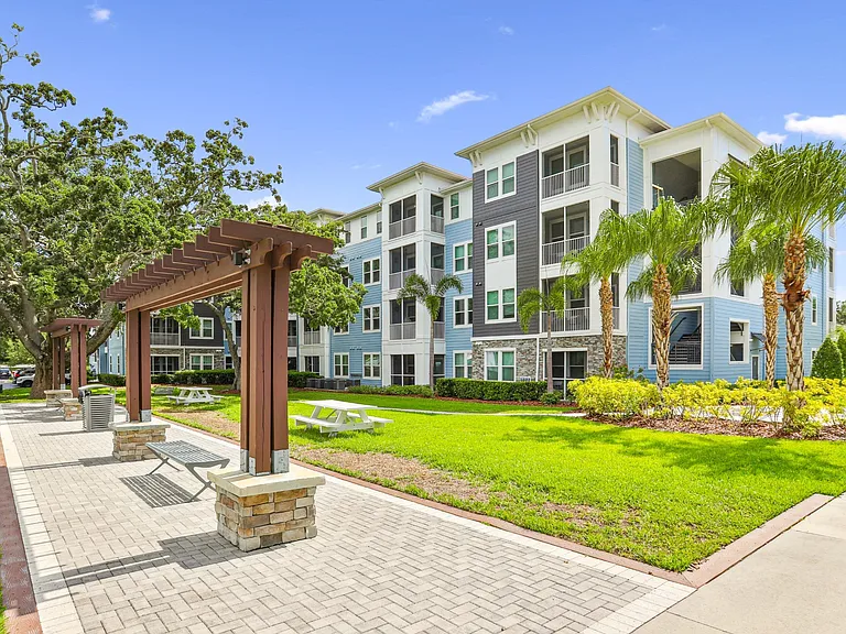 Dunedin Commons Apartments — Photo 24